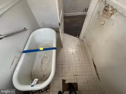 Entry Way - 611 Cator Ave, Baltimore, MD 21218 photo 7 of 7