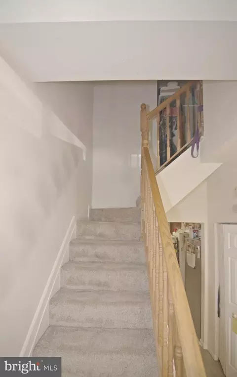 Entry Way - 2800 Springhill Ave, Baltimore, MD 21215 photo 4 of 4