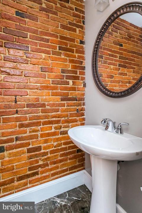 408 E Gittings St, Baltimore, MD 21230 photo 16
