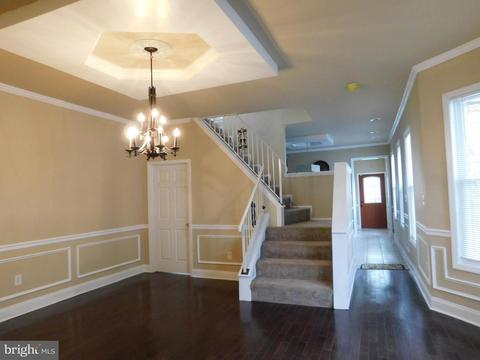 907 E 43rd St, Baltimore, MD 21212 photo 7