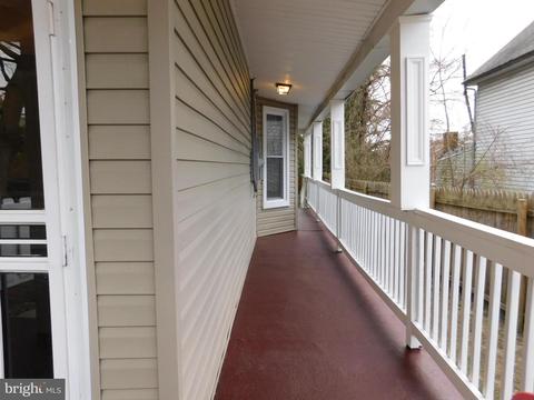 907 E 43rd St, Baltimore, MD 21212 photo 5