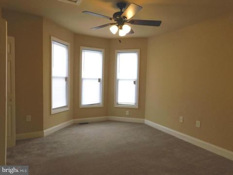 907 E 43rd St, Baltimore, MD 21212 photo 19