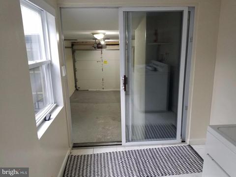 2569 Mcculloh St, Baltimore, MD 21217 photo 18