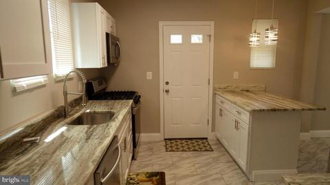 5504 Jonquil Ave, Baltimore, MD 21215 photo 9