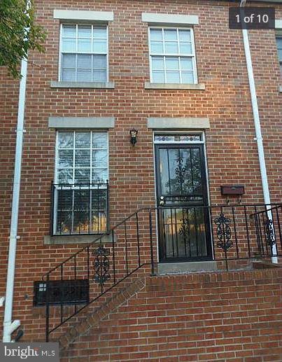 10 N Wolfe St, Baltimore, MD 21231 photo 1