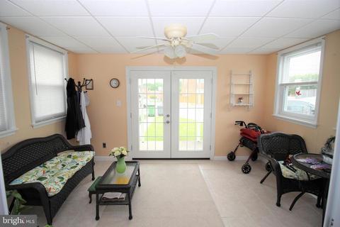 4250 Elsa Ter, Baltimore, MD 21211 photo 19