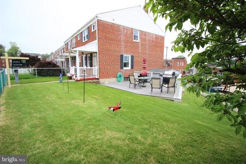 4250 Elsa Ter, Baltimore, MD 21211 photo 2