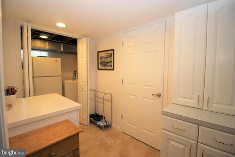4250 Elsa Ter, Baltimore, MD 21211 photo 22