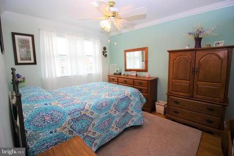 4250 Elsa Ter, Baltimore, MD 21211 photo 10