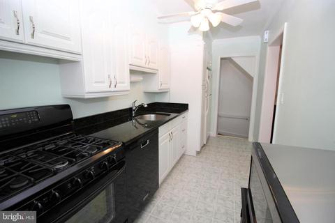 4250 Elsa Ter, Baltimore, MD 21211 photo 8