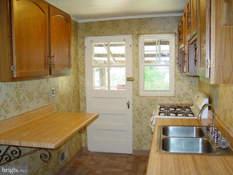 3629 Raymonn Ave, Baltimore, MD 21213 photo 5
