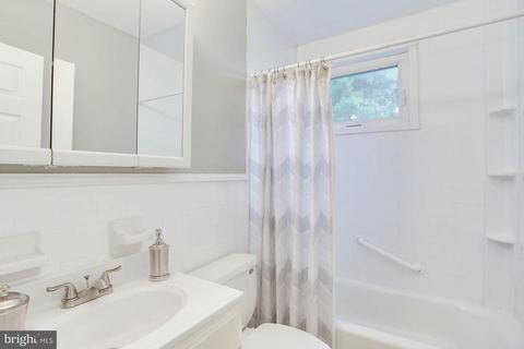 5335 Todd Ave, Baltimore, MD 21206 photo 19