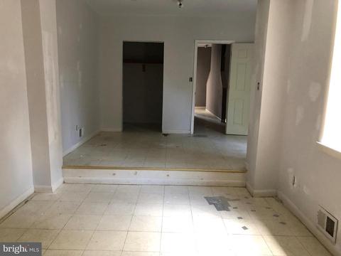 932 N Stricker St, Baltimore, MD 21217 photo 7