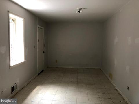 932 N Stricker St, Baltimore, MD 21217 photo 6