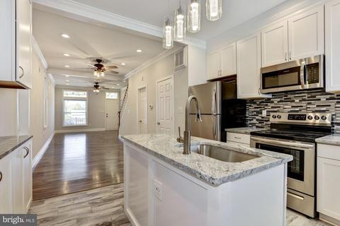 3911 Falls Rd, Baltimore, MD 21211 photo 7