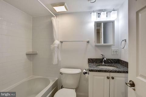 3911 Falls Rd, Baltimore, MD 21211 photo 22