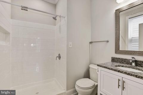 3911 Falls Rd, Baltimore, MD 21211 photo 12
