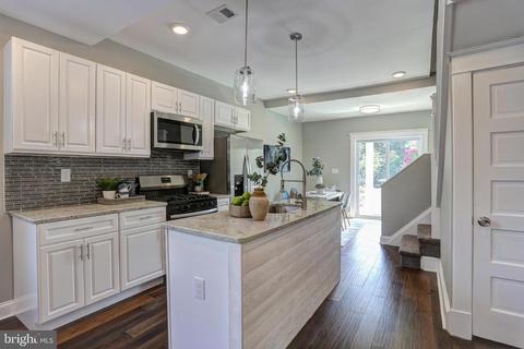 2704 Grindon, Baltimore, MD 21214 photo 9