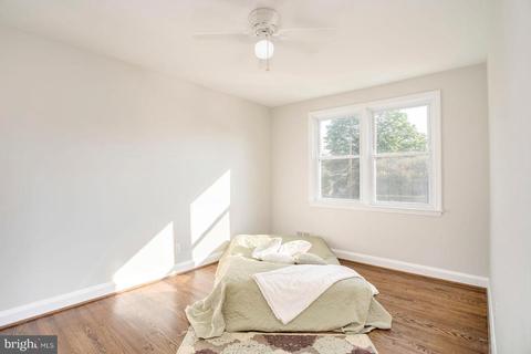 231 E Medwick Garth, Baltimore, MD 21229 photo 26
