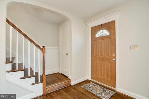 231 E Medwick Garth, Baltimore, MD 21229 photo 21