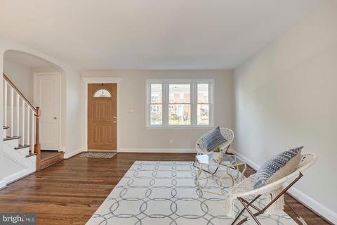 231 E Medwick Garth, Baltimore, MD 21229 photo 7