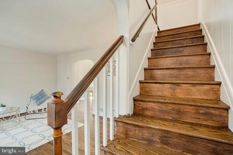 231 E Medwick Garth, Baltimore, MD 21229 photo 22