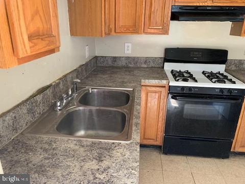 335 E 21st St, Baltimore, MD 21218 photo 1