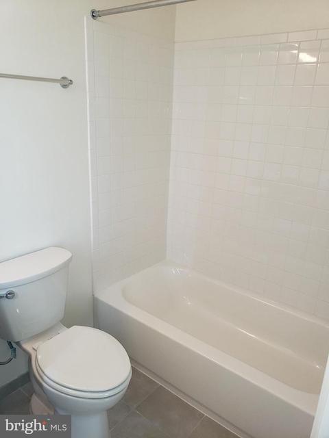 593 Baker St, Baltimore, MD 21217 photo 15