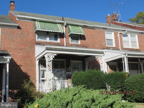 6104 Dunroming Rd, Baltimore, MD 21239 photo 2