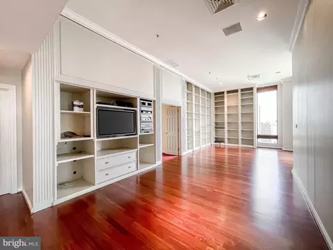 10 E Lee St #2801, Baltimore, MD 21202 photo 33