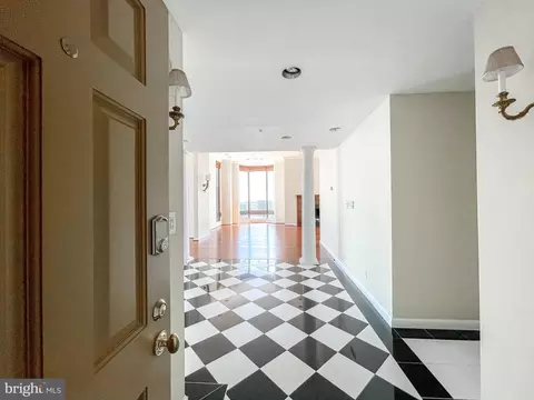 10 E Lee St #2801, Baltimore, MD 21202 photo 11