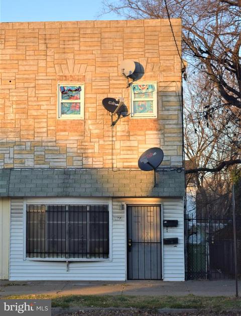 406 E Patapsco Ave, Baltimore, MD 21225 photo 1