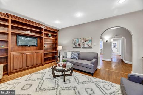 722 E Lake Ave, Baltimore, MD 21212 photo 6
