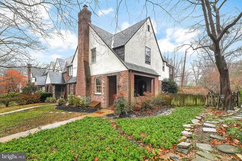722 E Lake Ave, Baltimore, MD 21212 photo 1