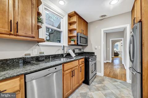 722 E Lake Ave, Baltimore, MD 21212 photo 11