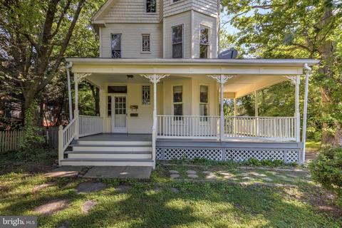 404 E Lake Ave, Baltimore, MD 21212 photo 1