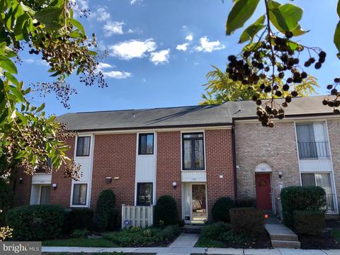 1981 Greenberry Rd, Baltimore, MD 21209 photo 1