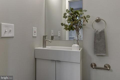 112 S Gilmor St, Baltimore, MD 21223 photo 40