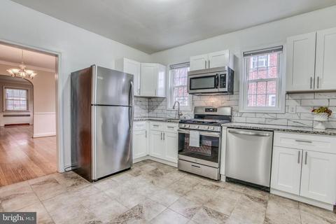 4512 Harcourt Rd, Baltimore, MD 21214 photo 1