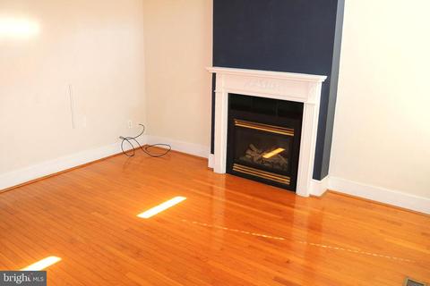 3228 Odonnell St, Baltimore, MD 21224 photo 2