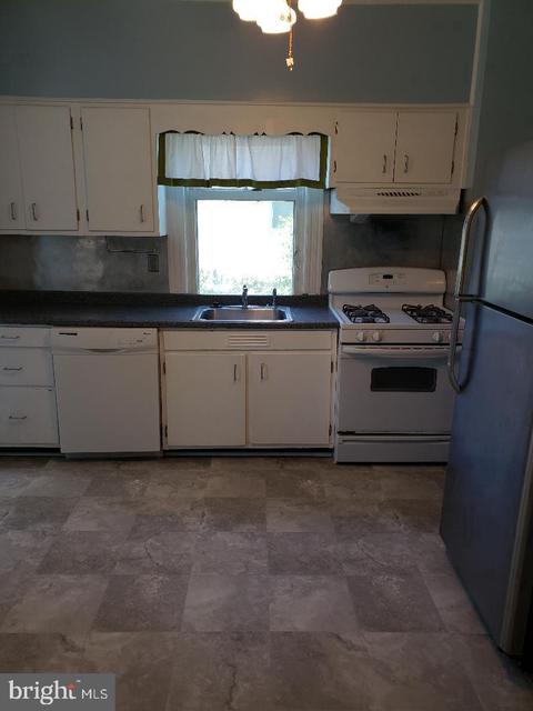 5003 Catalpha Rd, Baltimore, MD 21214 photo 5