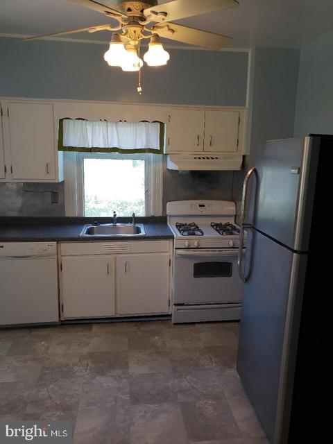 5003 Catalpha Rd, Baltimore, MD 21214 photo 6
