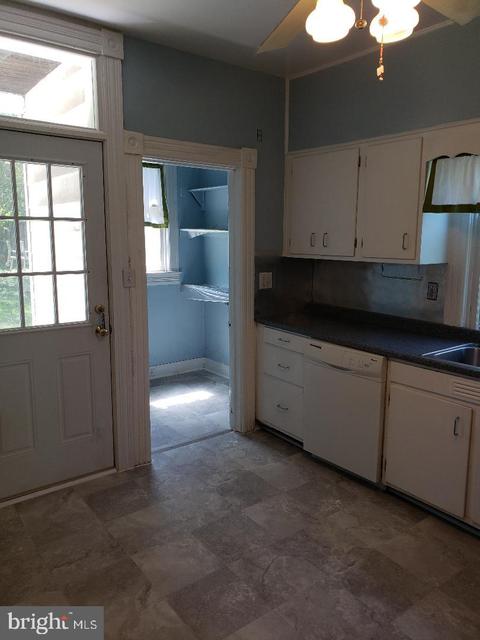 5003 Catalpha Rd, Baltimore, MD 21214 photo 7