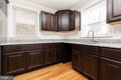 2719 Ellicott Dr, Baltimore, MD 21216 photo 10