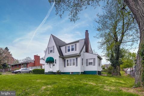 201 E Jeffrey St, Baltimore Highlands, MD 21225 photo 2