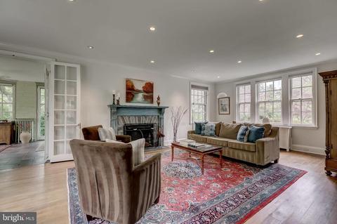 202 Lambeth Rd, Baltimore, MD 21218 photo 10