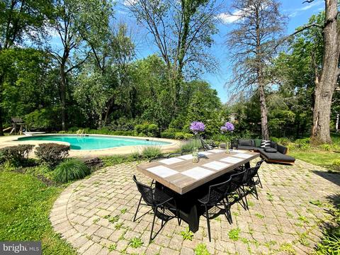 3410 Bancroft Rd, Baltimore, MD 21215 photo 1