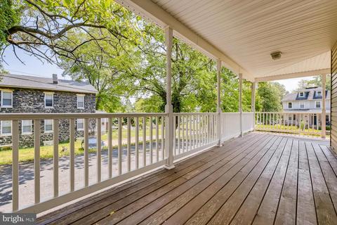 3902 Parkside Dr, Baltimore, MD 21206 photo 5