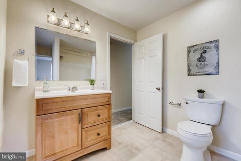 3902 Parkside Dr, Baltimore, MD 21206 photo 19