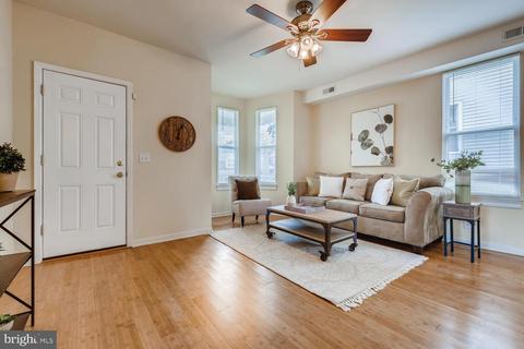 3902 Parkside Dr, Baltimore, MD 21206 photo 9